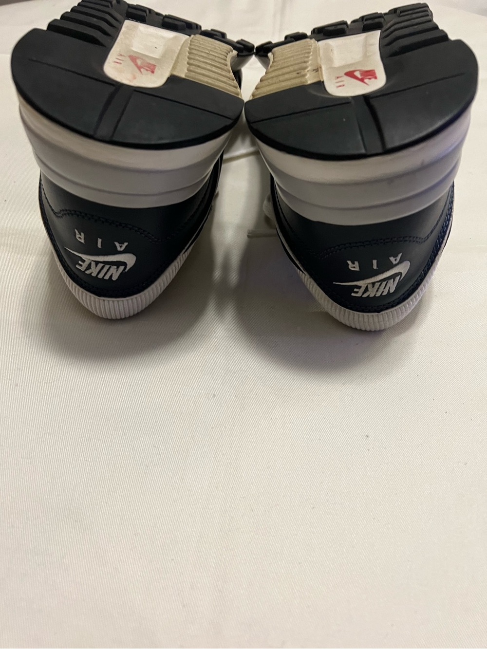 NIKE Air Odyssey Mens Sneakers 652989-104 - Picture 15 of 16